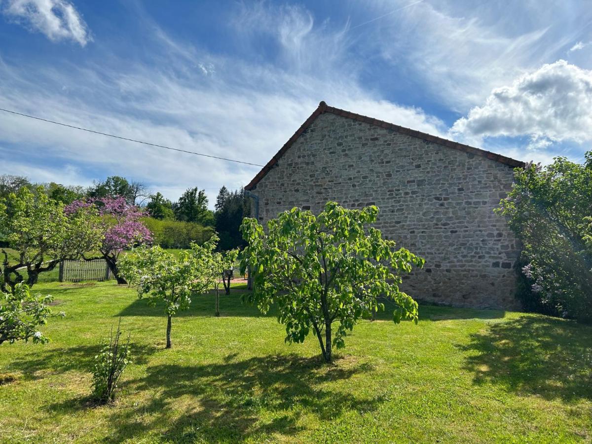 La Maison De Barbara La Guiche Exterior photo